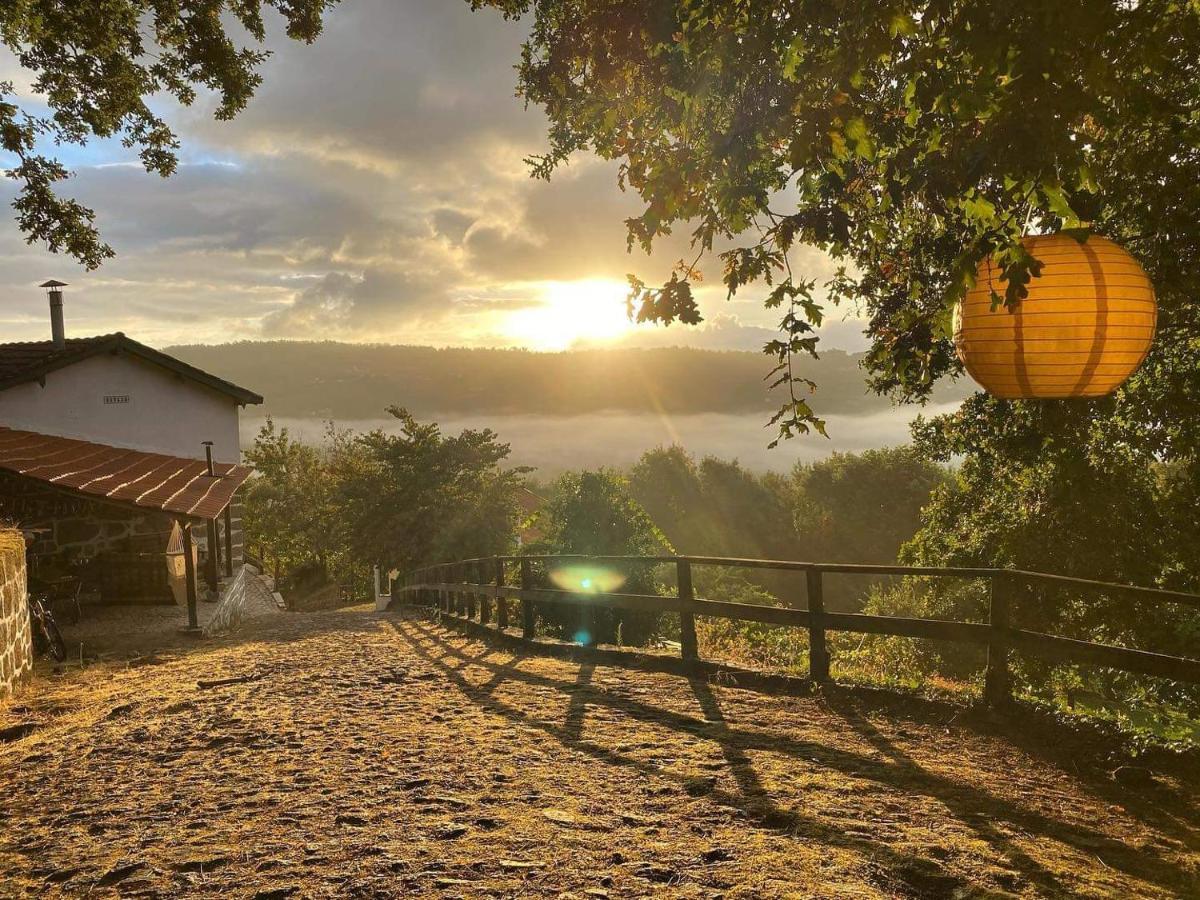 Land Of Deveza - Tiny Houses São Pedro do Sul Exterior foto